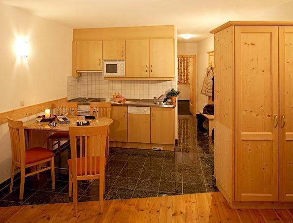 Apart Ehart Sankt Anton am Arlberg Kamer foto
