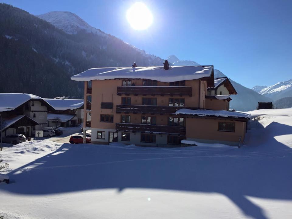 Apart Ehart Sankt Anton am Arlberg Buitenkant foto